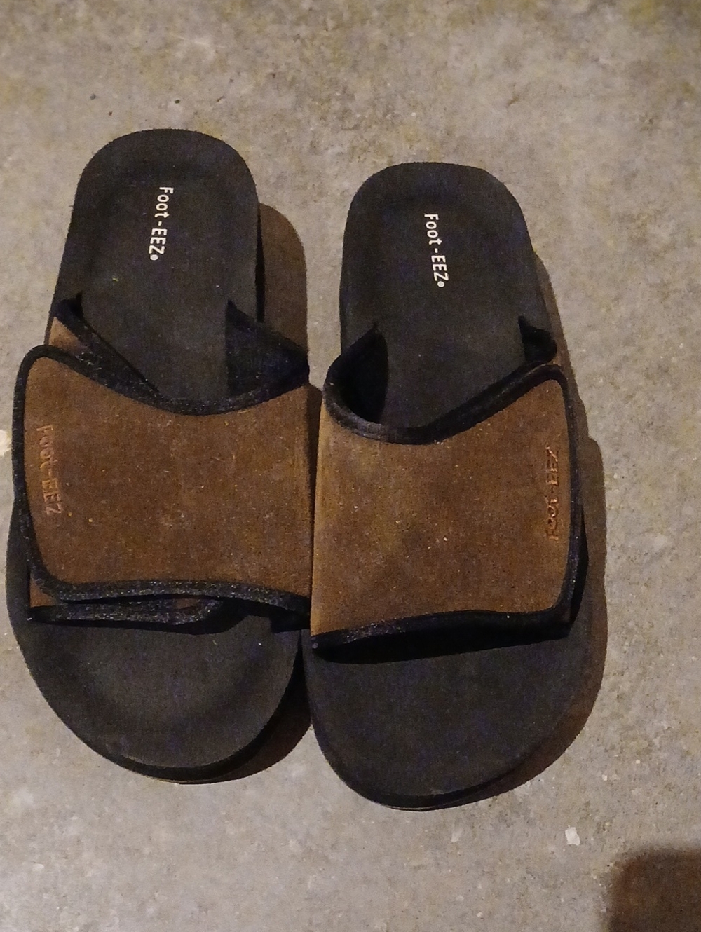 Foot-Eezs Brown Suede Adjustable Slide Sandals